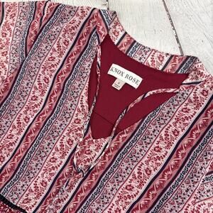 Knox Rose Boho Peasant V-Neck Red and White Paisley Dress Women’s Small